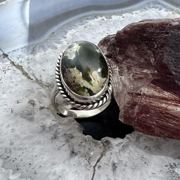 Sterling Southwestern Style Chrome Chalcedony Decorated Ring Size 6.75 For Women